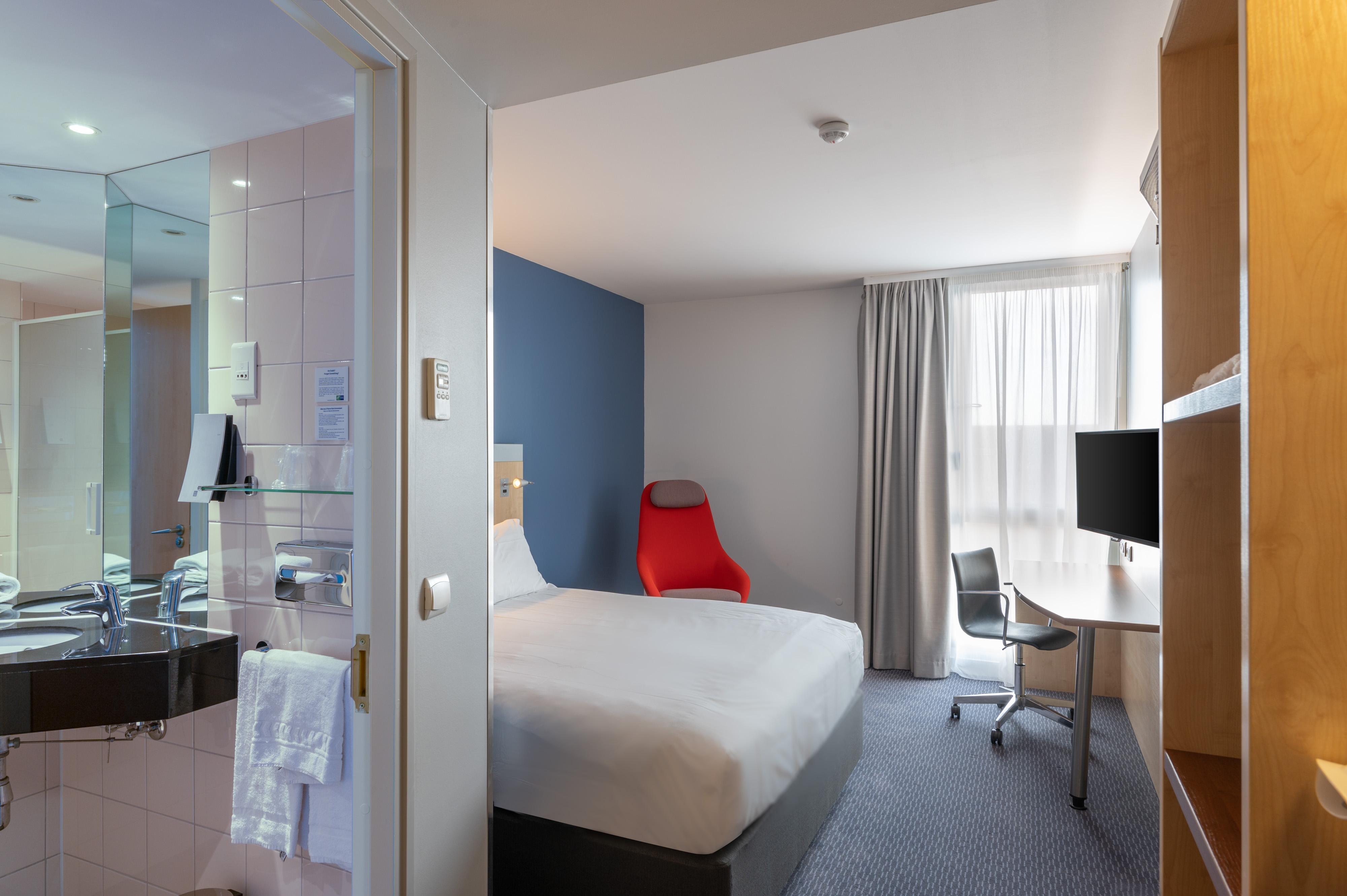 Holiday Inn Express Saint-Nazaire By Ihg מראה חיצוני תמונה
