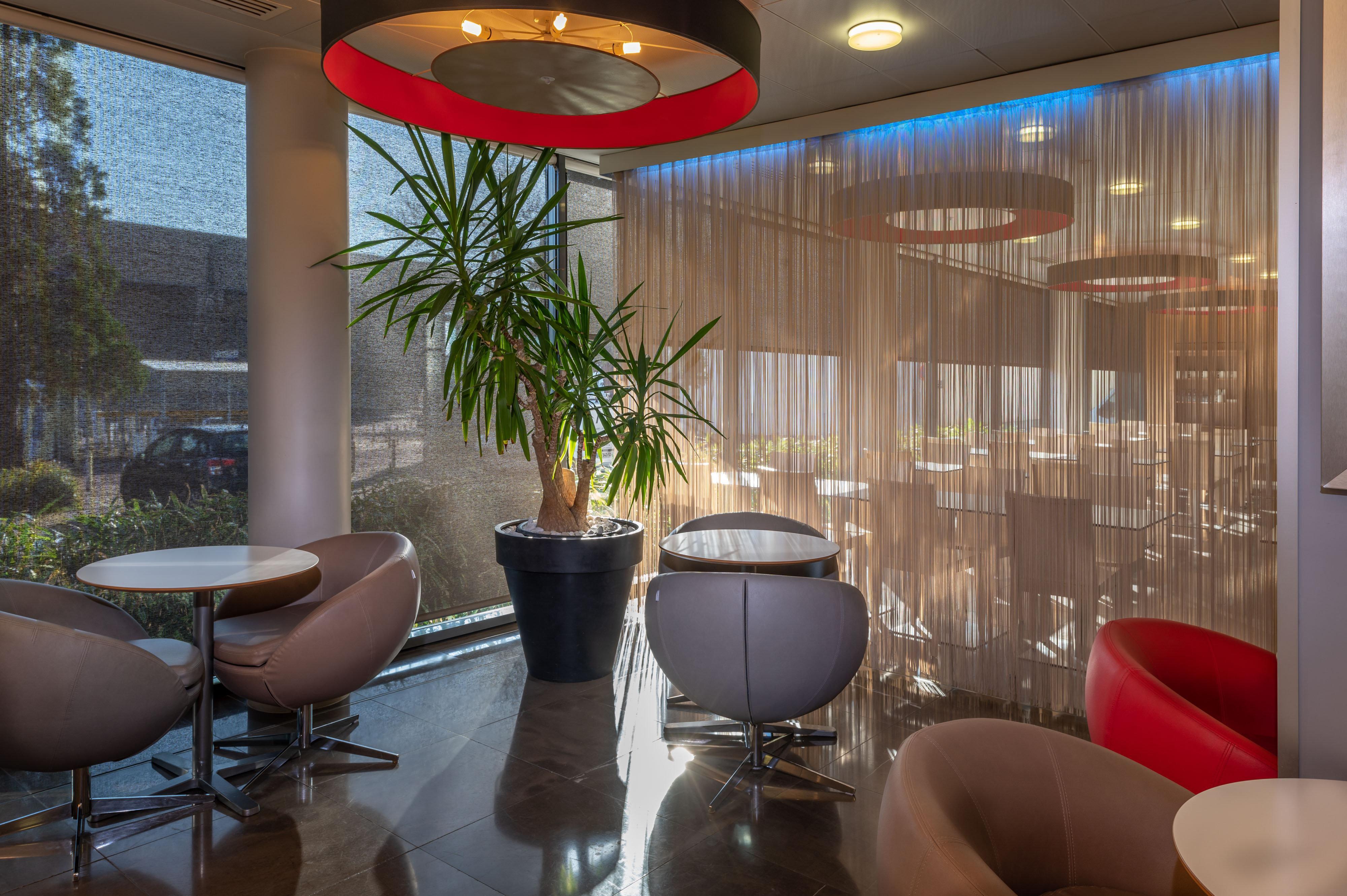 Holiday Inn Express Saint-Nazaire By Ihg מראה חיצוני תמונה