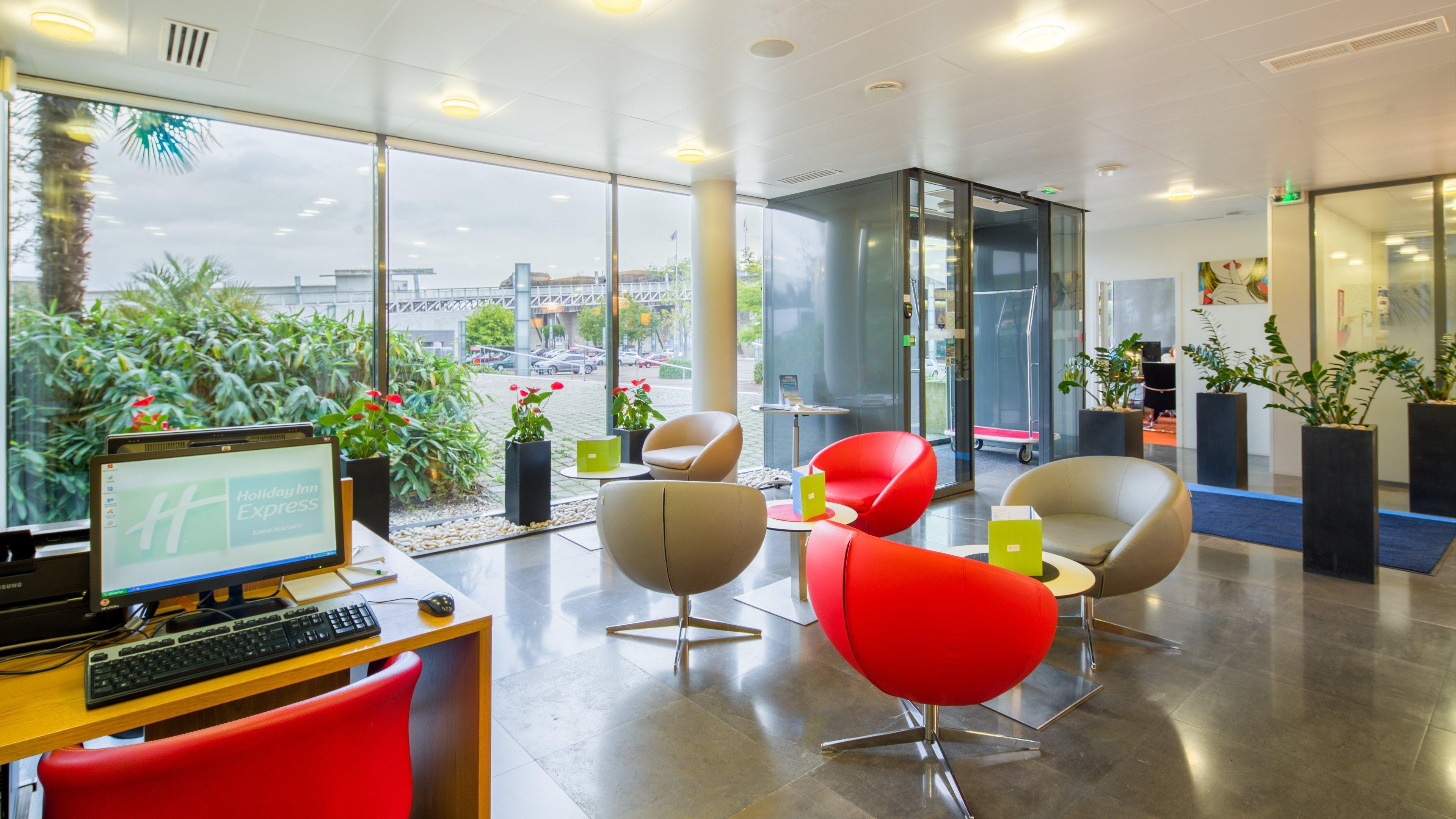 Holiday Inn Express Saint-Nazaire By Ihg מראה חיצוני תמונה