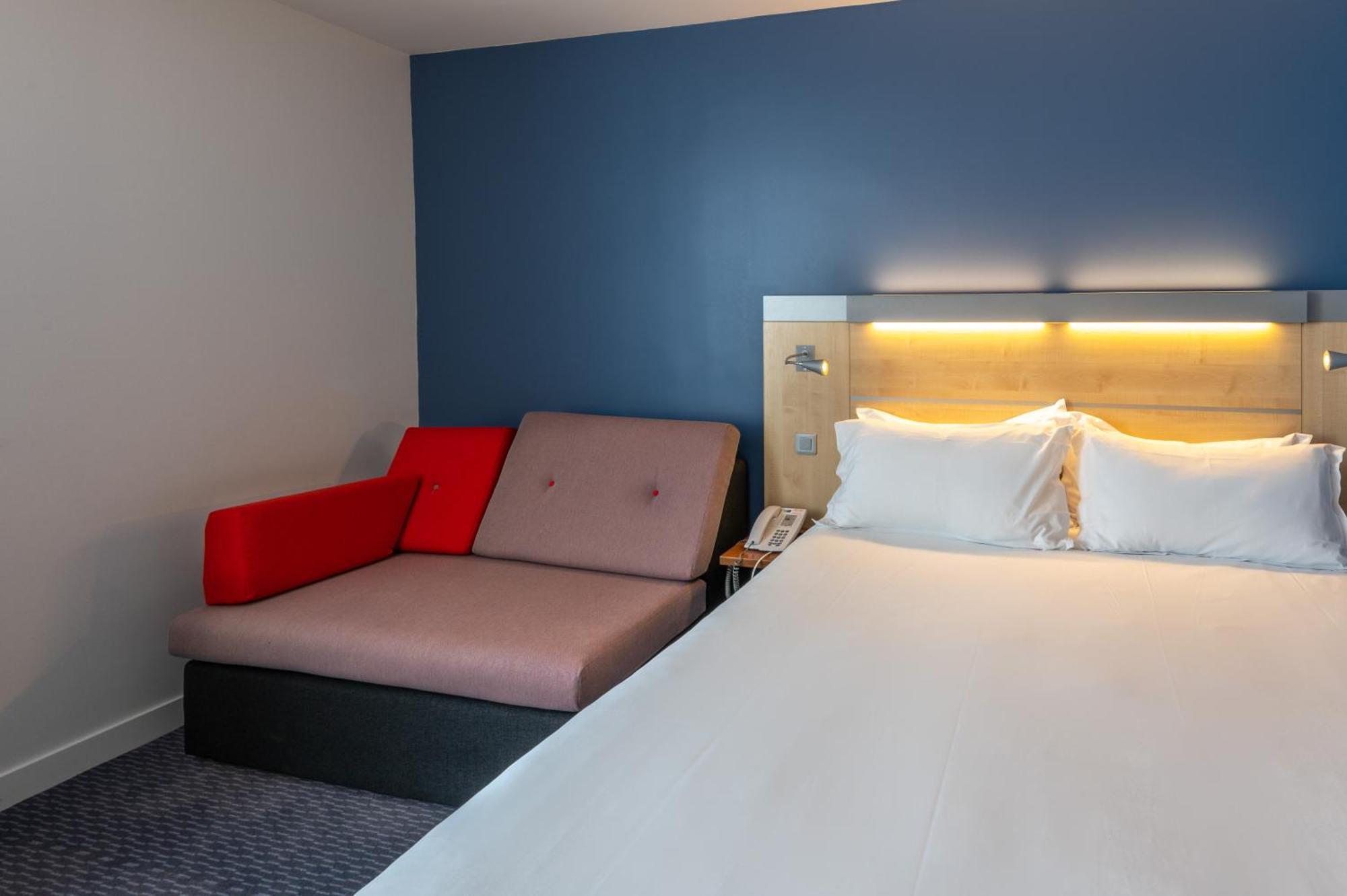 Holiday Inn Express Saint-Nazaire By Ihg מראה חיצוני תמונה