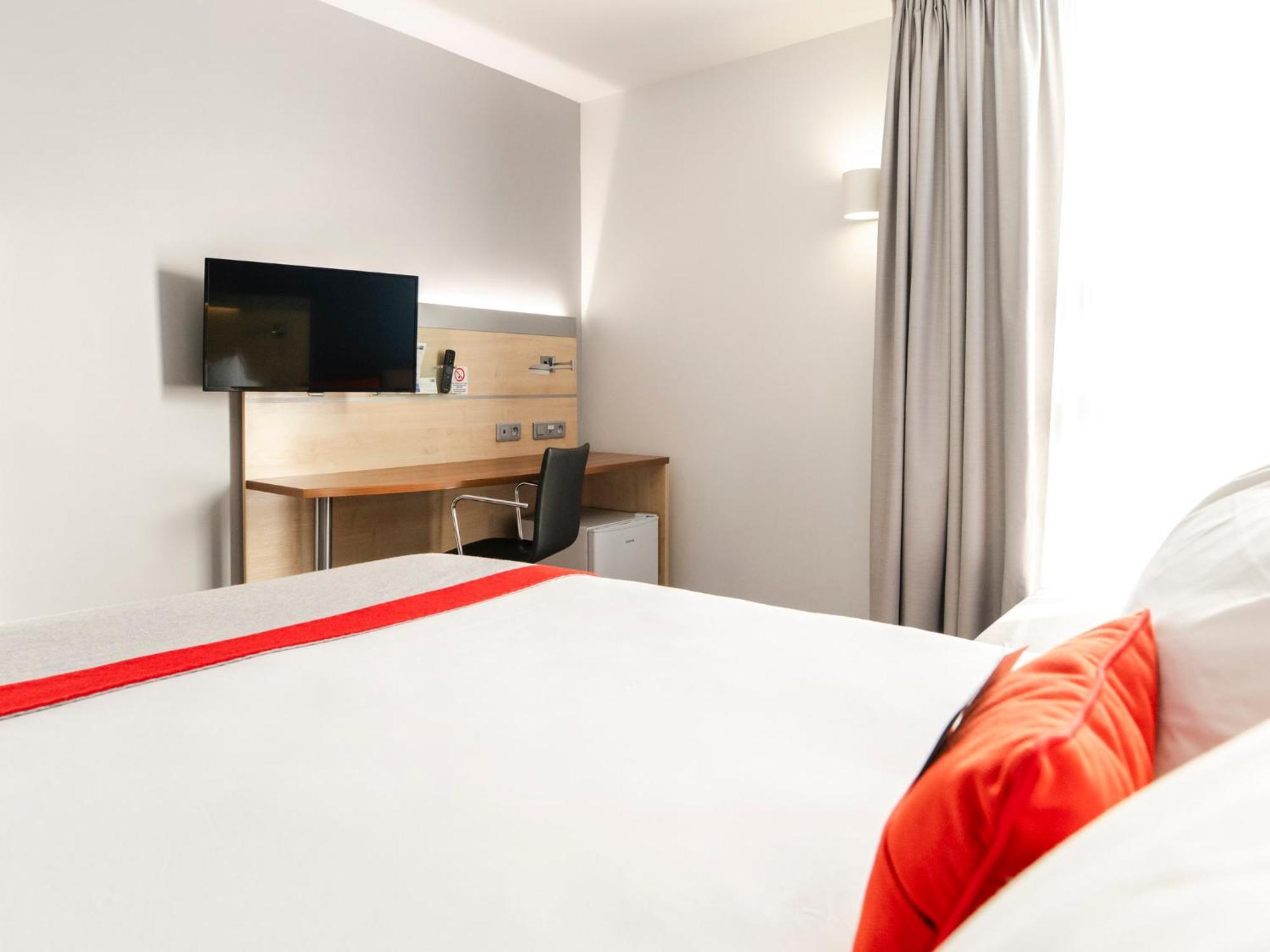 Holiday Inn Express Saint-Nazaire By Ihg מראה חיצוני תמונה