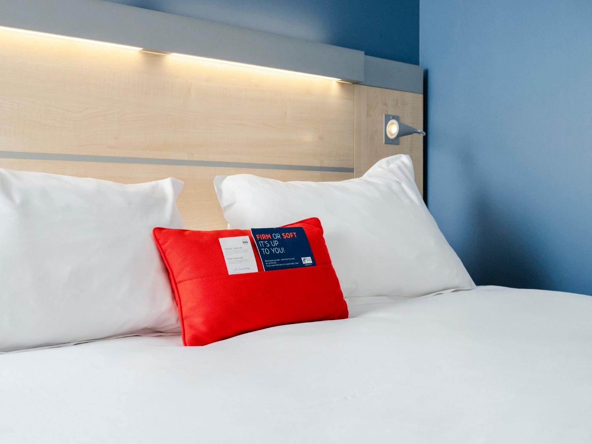 Holiday Inn Express Saint-Nazaire By Ihg מראה חיצוני תמונה